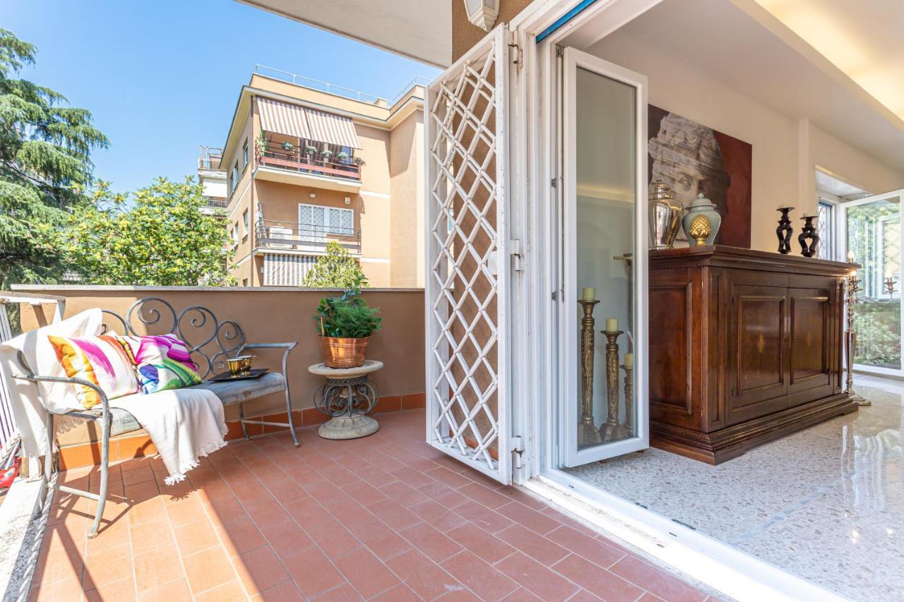 Ginevra Luxury New Classic Apartment Close Vatican Рим Екстериор снимка